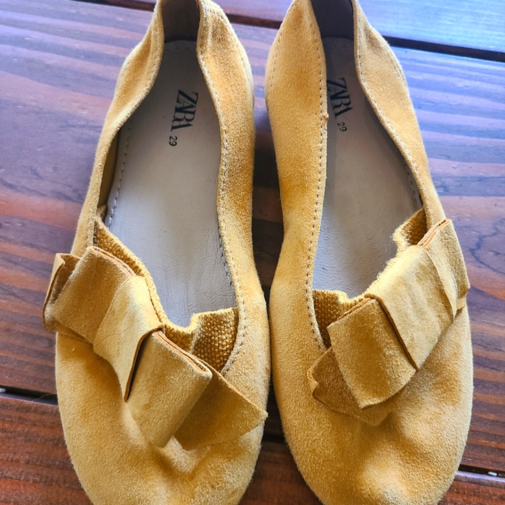 Zara Mustard Yellow Suede Flats with Bow - Toddler 11